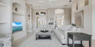 5323 SW 28th Place Gallery 8