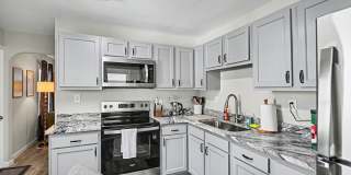Short Term Furnished Rental Gallery 7