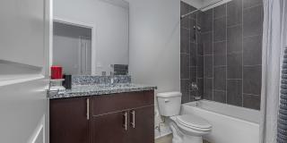 Student Housing - Vue on Walnut Gallery 28