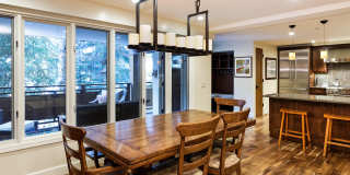 611 S West End Street Gallery 5