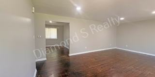 MOVE IN SPECIAL!  Spacious 3 Bed, 2 Bath Home with Large Yard Available! Gallery 6