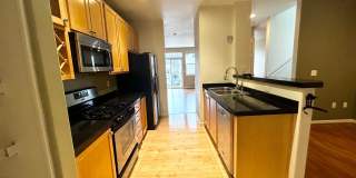 Beautiful, Spacious 3BD Home in Beaverton! Gallery 5