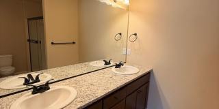 Covington Manor 9700-9816 Gallery 18
