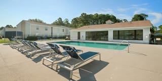 The Retreat at Hidden Bay Apartment Homes Gallery 1