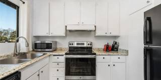 Move-In Ready 2BR | Fresh Paint | Unfurnished & Ready for Your Style Gallery 13