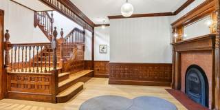 83 GARDNER ST Gallery 18