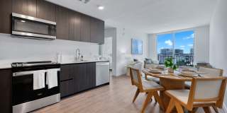 2000 Biscayne Gallery 9