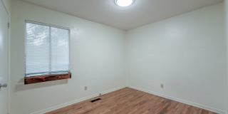 CHARMING NW 3/2 w/ Den, 2 Car Garage, Deck, Fenced Yard, & Wood Floors! $1695/month Avail NOW! Gallery 20