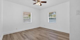 933 30th Court Gallery 13