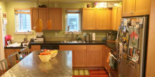 3bd/2.25ba Seattle Home Gallery 12