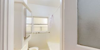 607 Beacon St Gallery 15