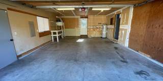***PENDING APPLICATION***Lovely Pet Friendly, 3 Bedroom Home! Gallery 7