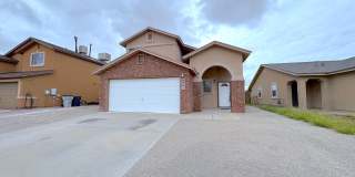 Northeast El Paso 3Bed/2.5Bath Refrig A/C plus Loft! Gallery 1