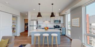 The Arlow on Kellogg Gallery 1