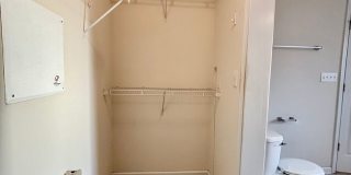 2 Bed, 2 Bath - BRAND NEW CARPET!!! READY FOR MOVE IN TODAY! Gallery 21