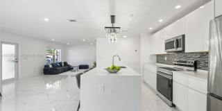 253 SW 4th Street, Dania Beach, FL 33004 - 3934 Gallery 1