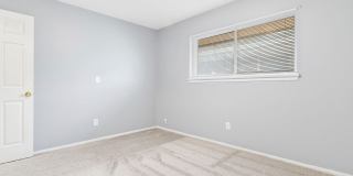 Nice clean 2 bedroom apartment Gallery 17