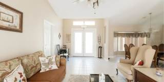 $5,495/month -- Beautifully Furnished Pool Home Seasonal Rental ** Lakefront Views ** Just minutes from Manasota Key Beach $5,495/month -- Beautifully Furnished Pool Home Seasonal Rental ** Lakefront Views ** Just minutes from Manasota Key Beach Gallery 15