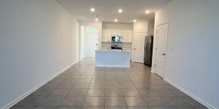 Town Home in The Trails -2 Primary Suites!! Gallery 11