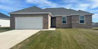 4 Bedroom Rental in Monett! Gallery 1