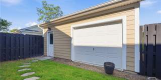 313 Lakeview Drive Gallery 34