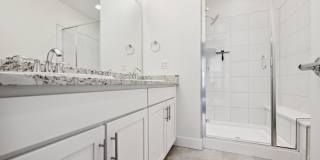 Great Townhome, Perfect Location! License #2023-BFN-0071747 Gallery 17