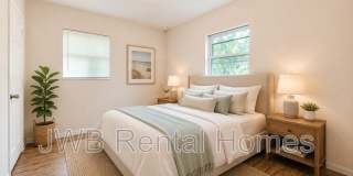 1059 Glencarin St 1059 Glencarin St Gallery 7