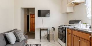 Charming Spacious 1BR Apt. in Brooklyn. (All inclusive) Gallery 3