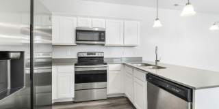 Beautiful 3BR Condo in Riverton - Move-In Ready Gallery 1
