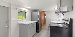 Bright & Newly Renovated FURNISHED 1-Bedroom Rental Gallery 7