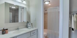 Seminary Towers Apartments Gallery 27