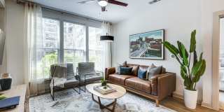 District West Gallery 19