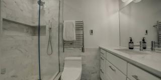 440 N Mcclurg Court Gallery 29