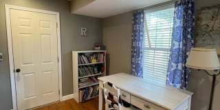 FULLY FURNISHED 4 BEDROOM, WALKOUT BASEMENT - SHORT TERM 6 MONTH RENTAL AVAILABLE IN OZARK! Gallery 40