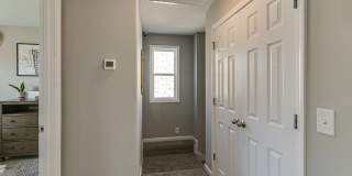 924 East Happy Hollow Drive Gallery 16