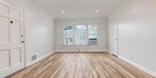 405 Shirley Place Gallery 8
