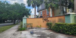 COOMING SOON : 2 Bedroom 2 Bath Condo Gallery 1