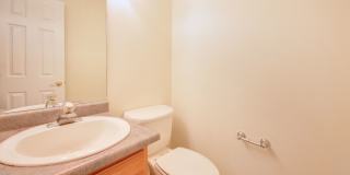 Westside Gem with Mountain Views, Hardwood Floors & AC! Gallery 12