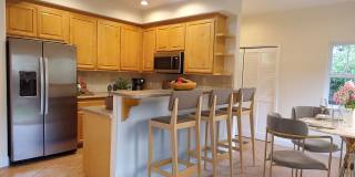 Beautiful Home On Corner Lot, Spacious Inisde, Nice Yard, A/C, New Kitchen Appliances! Gallery 4