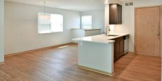Cedar Pointe Townhomes Gallery 27