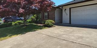 Best 2 Bedroom - 2 Bath Duplex Unit On The Market Gallery 1
