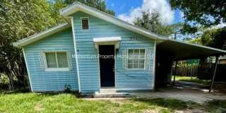 Freshly Renovated 3/2 - Ready for Immediate Move-In Gallery 1