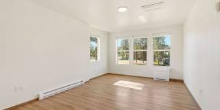 1123 E Hastings Gallery 12