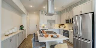 Aspire at Flamingo Grand Gallery 6