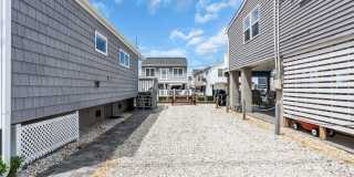 208 Mallard Lane Gallery 2