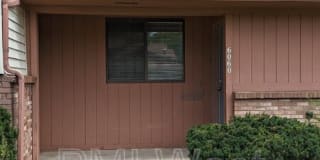 6051 In The Pines Dr SE Gallery 1