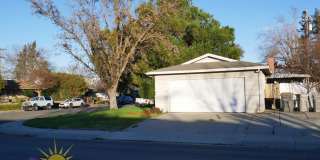 Bright 3 bed 2 bath 1,356 sq. ft. Single Family Home In Woodland Gallery 1