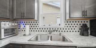 124 N College Street Gallery 6