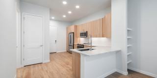 Lantower Bayside Gallery 12