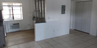 2142 Bradford St Apt 304 Gallery 1